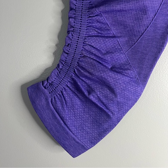 LuluLemon Seamless Awakening Crop Rushed Leggings - Picture 5 of 6